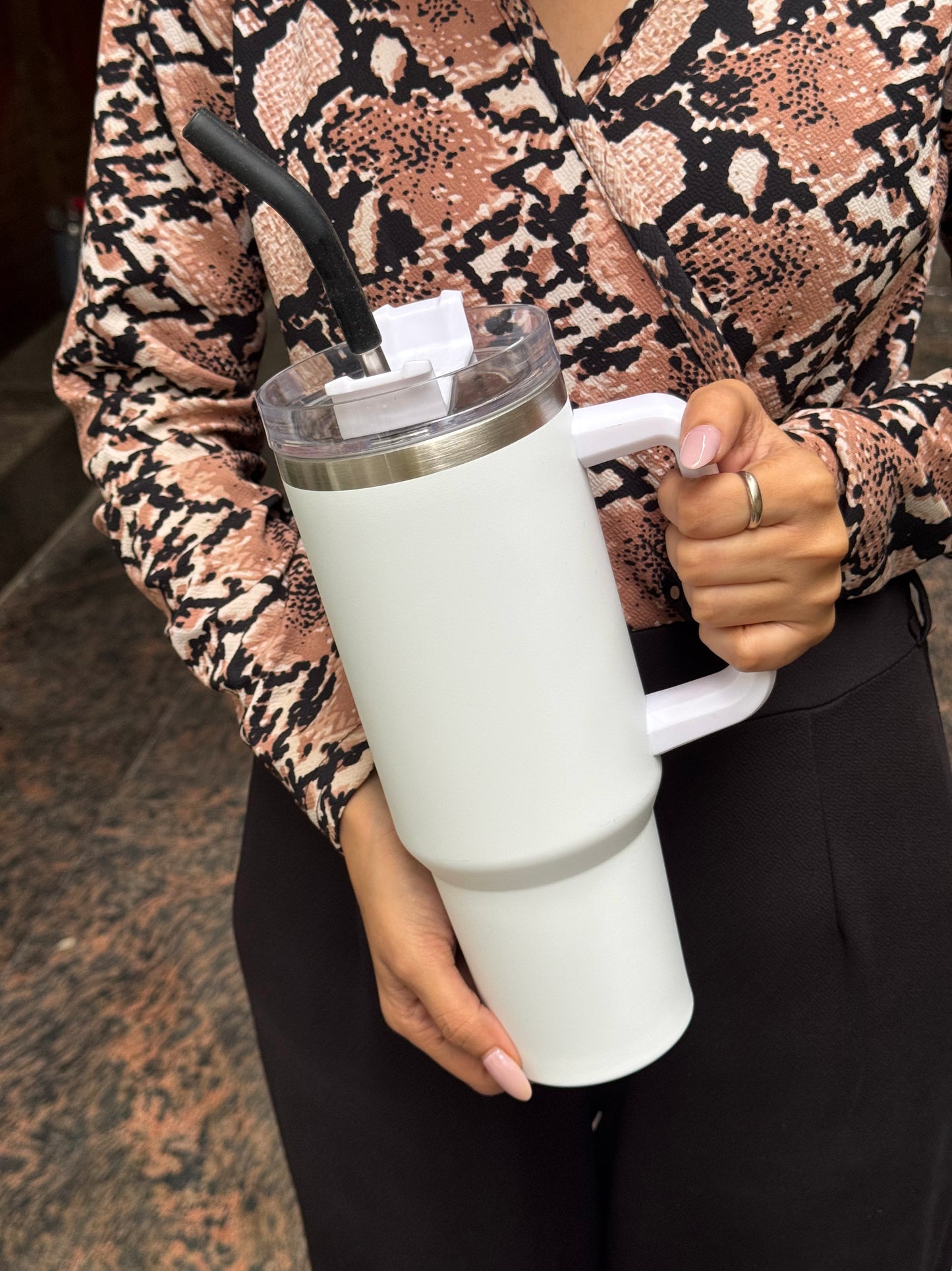 Sip n Chill Tumbler (1200ML)