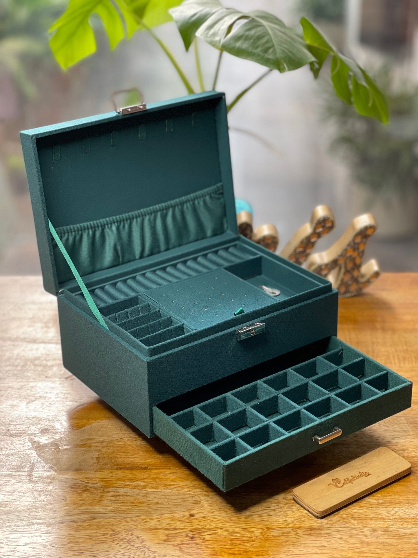 Lady Love Jewellery Box (With Lock System)