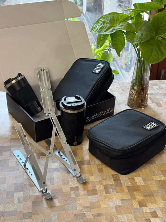 Tech-Savvy Hamper (FREE PERSONALISED NAME ON COFFEE FLASK)