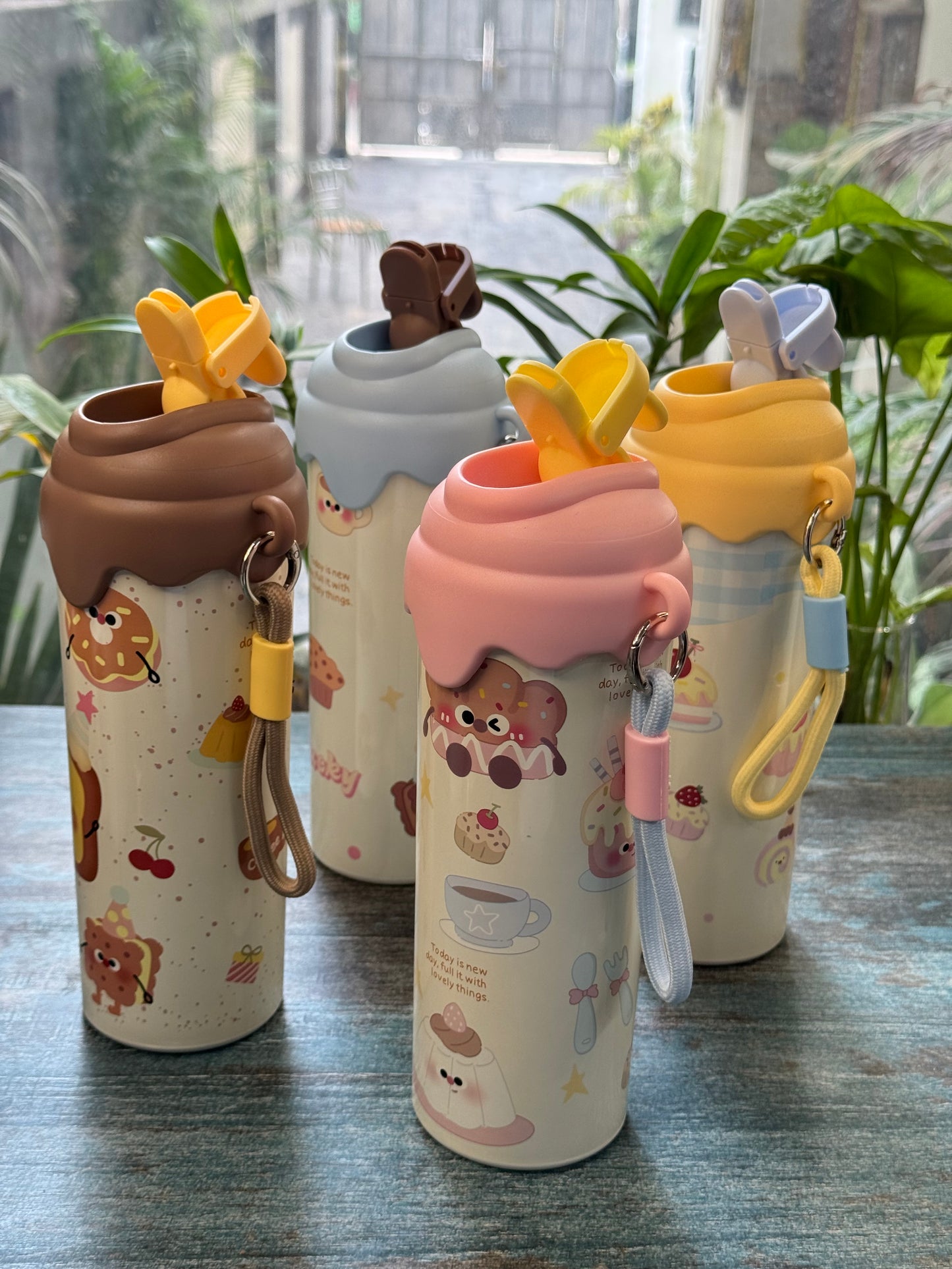 Ice-Cream Stainless Steel Bottle (600ML)