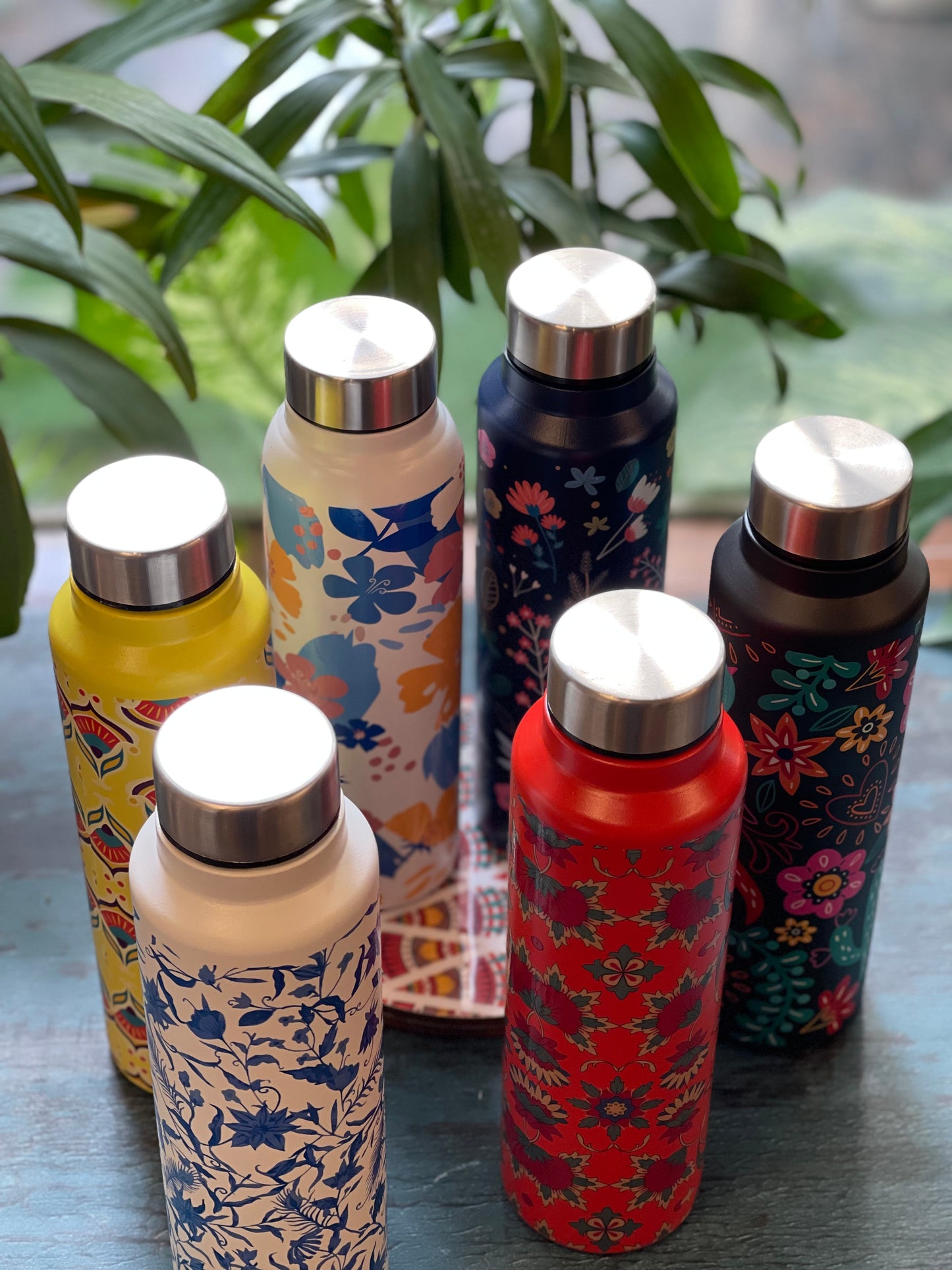 Festive Stainless Steel Bottle (1000 ML)