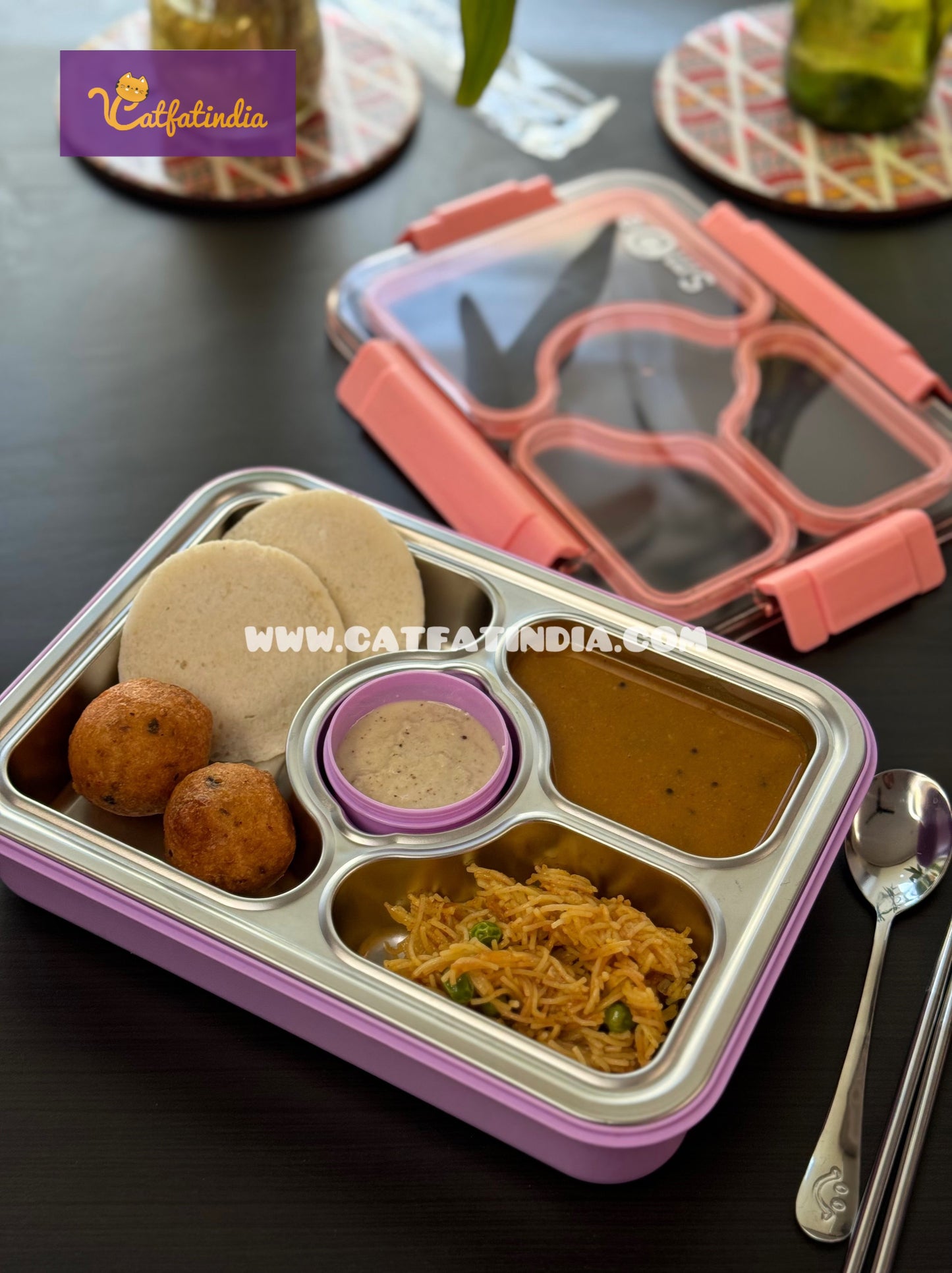 Lunch Barn Bento Box (Leak-Resident Lunch Box)