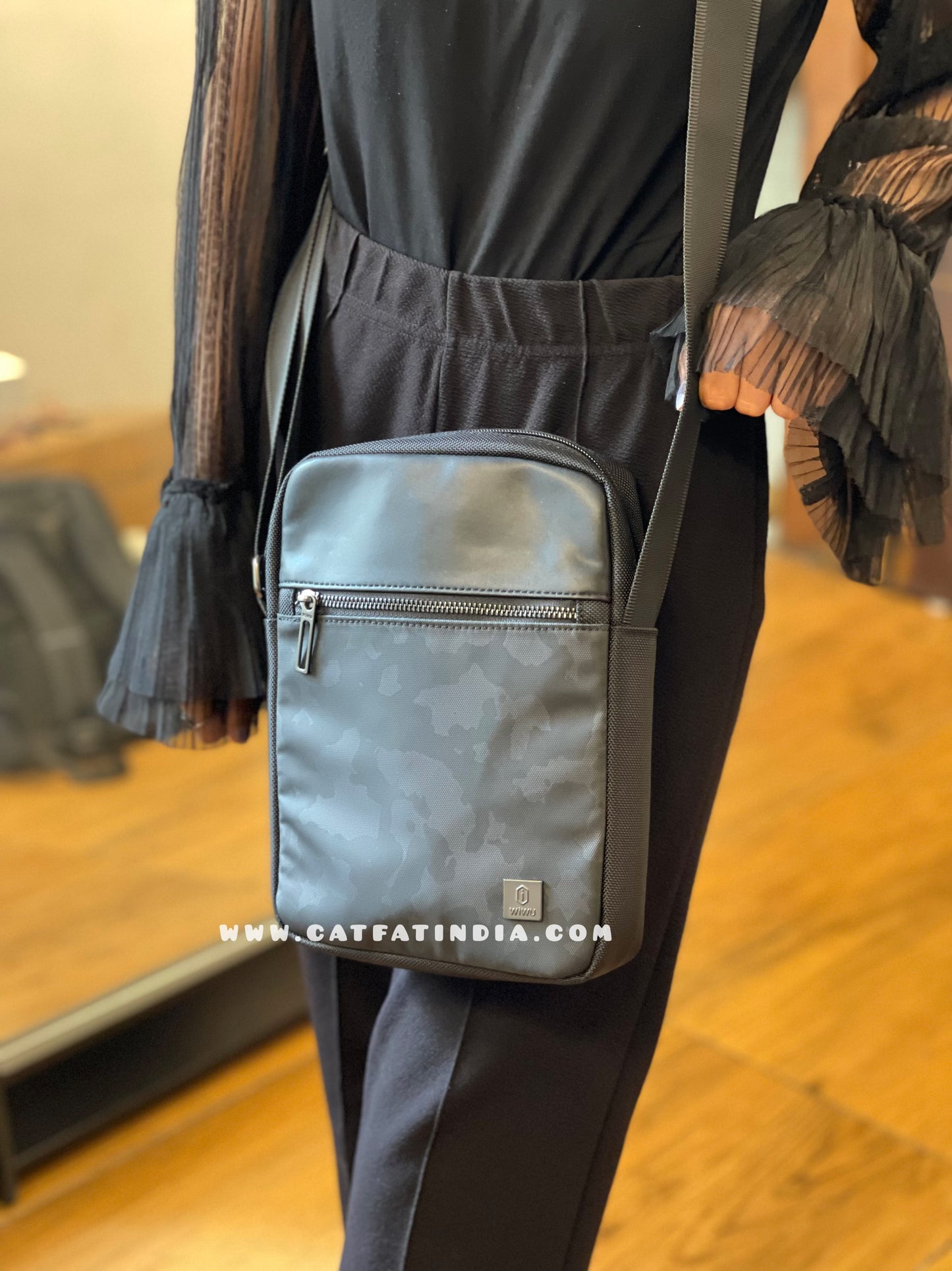 Crossbody Sling
