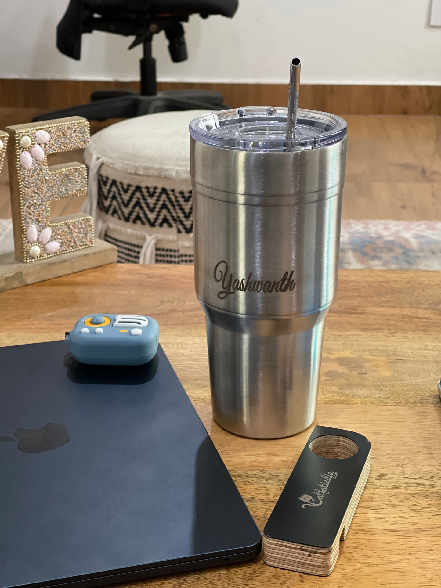 Titan Hydro Tumbler (900 ML)