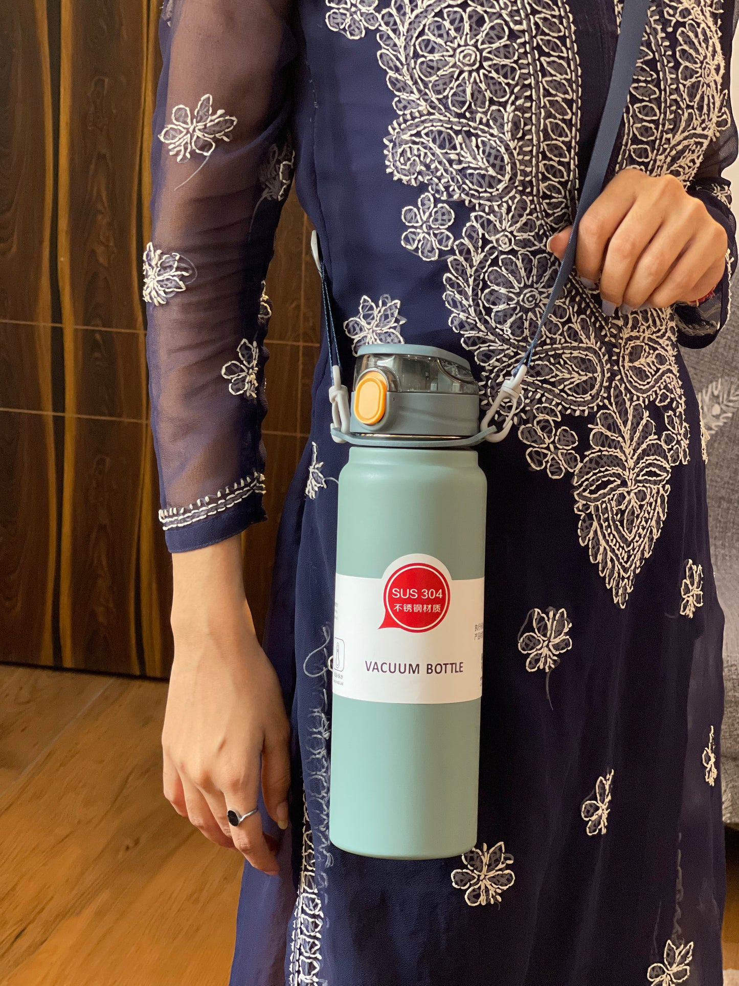 Personalised Travel Vacuum Bottle 800 ML (with Customised Name INCRAVE)