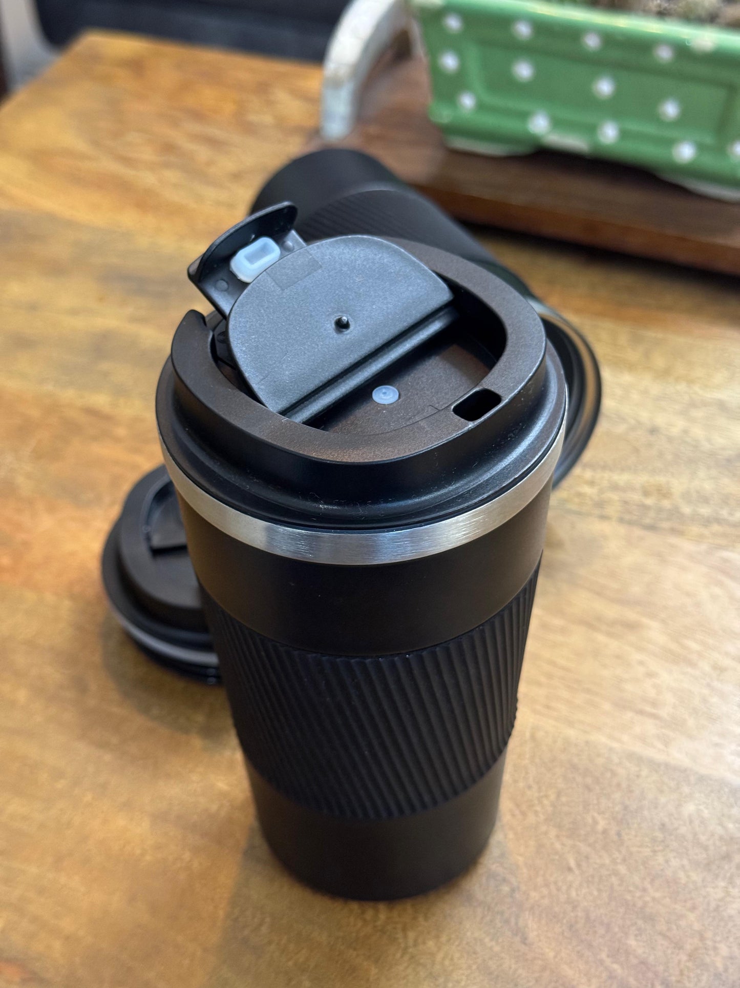 Cafe Style Coffee Flask (Free Personalised Name Engraving)