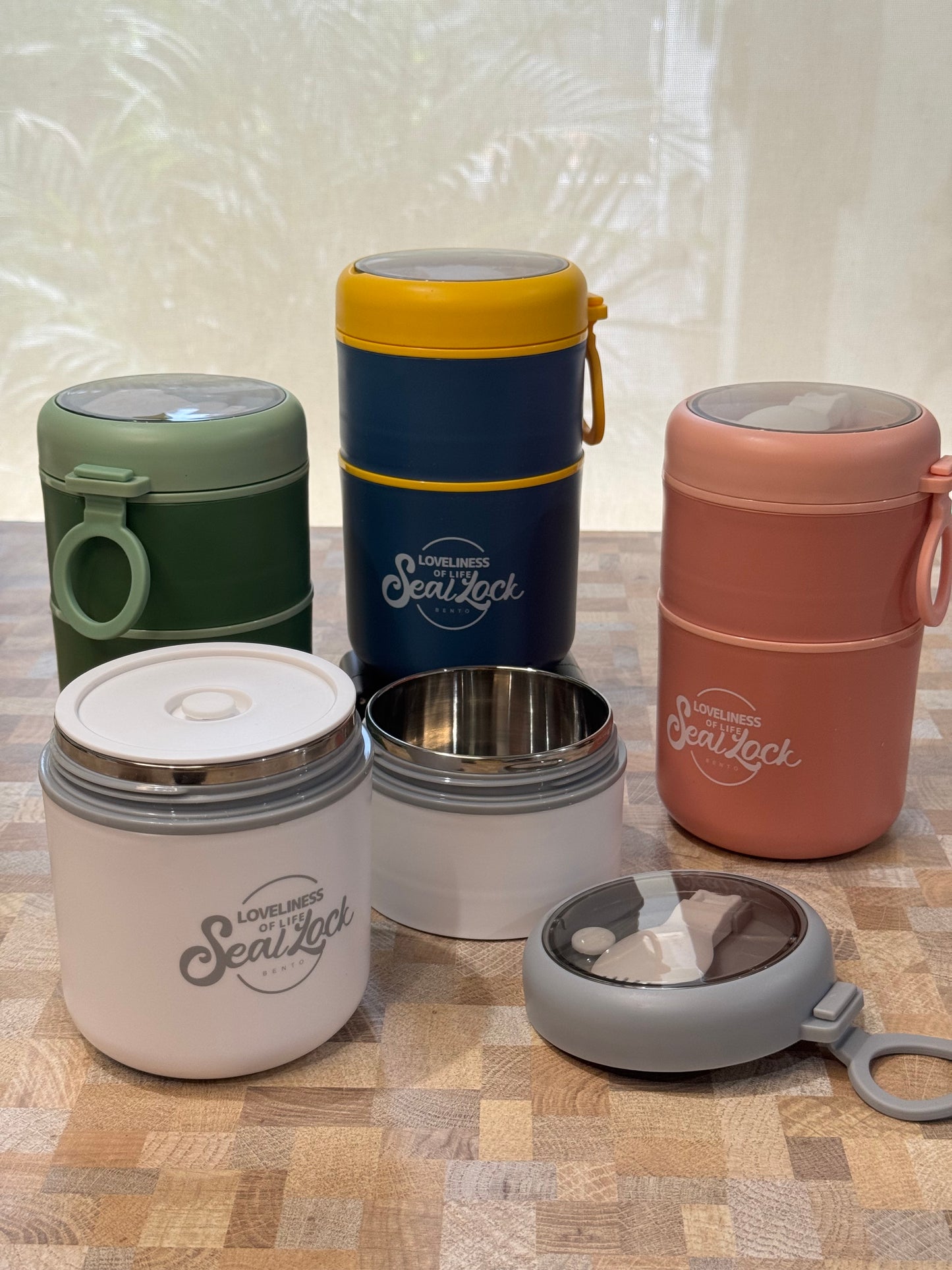 Double Pod Lunch Box