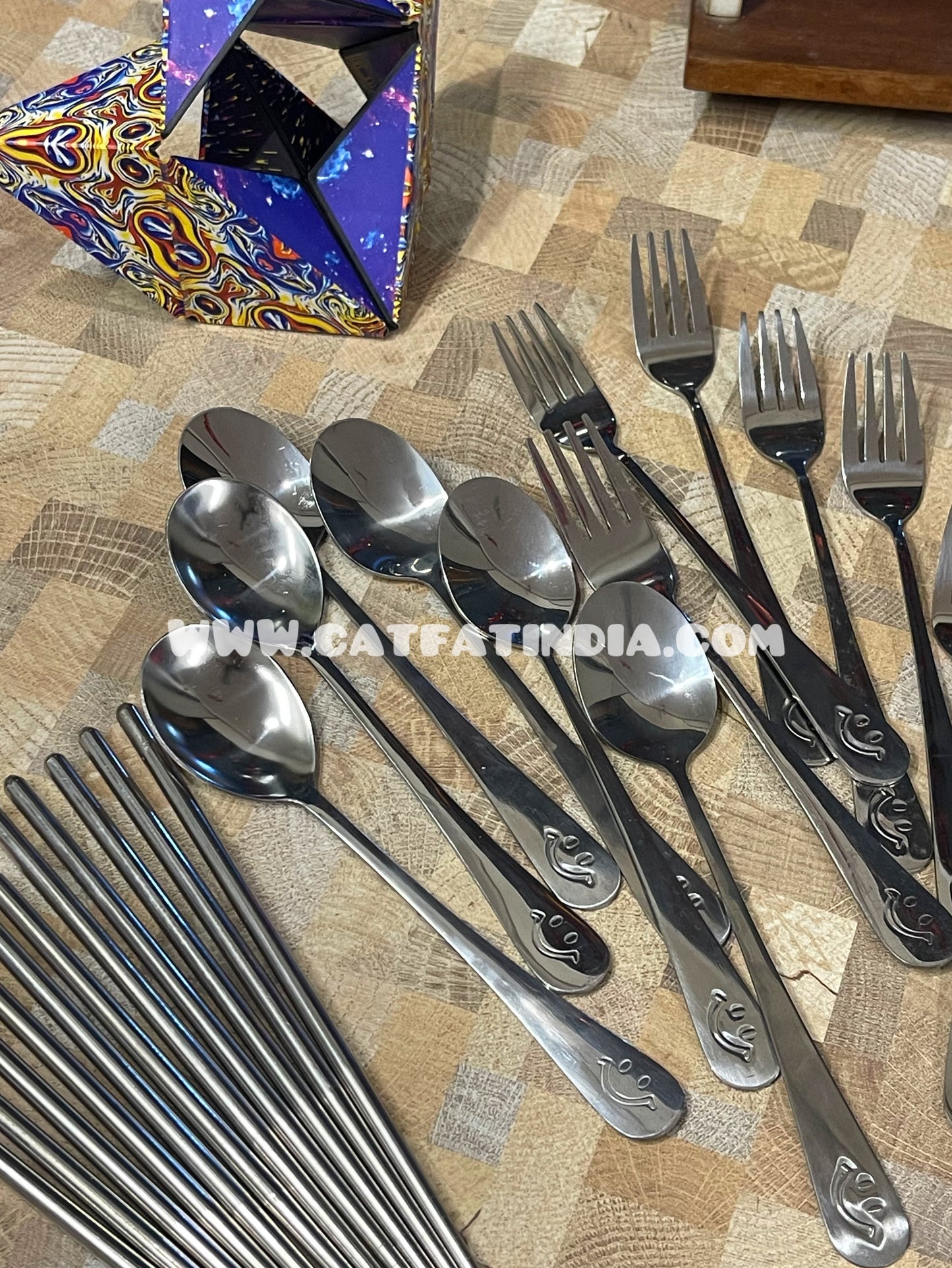 Stainless steel cutlery set