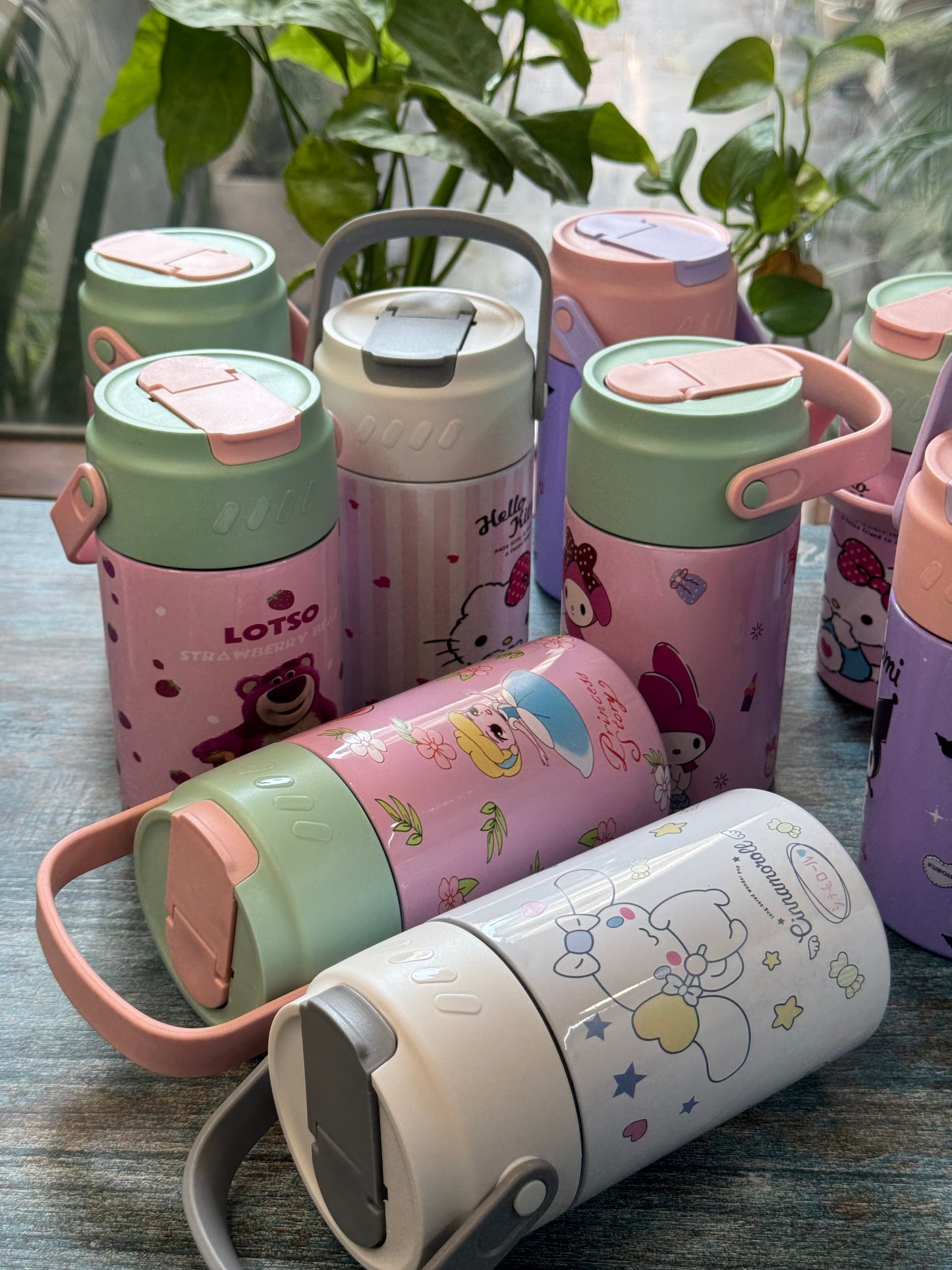 Cartoon characters water Bottle