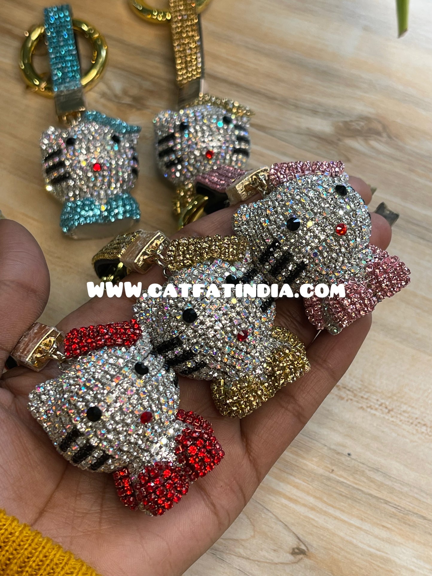 swarovski Hello kitty keychain