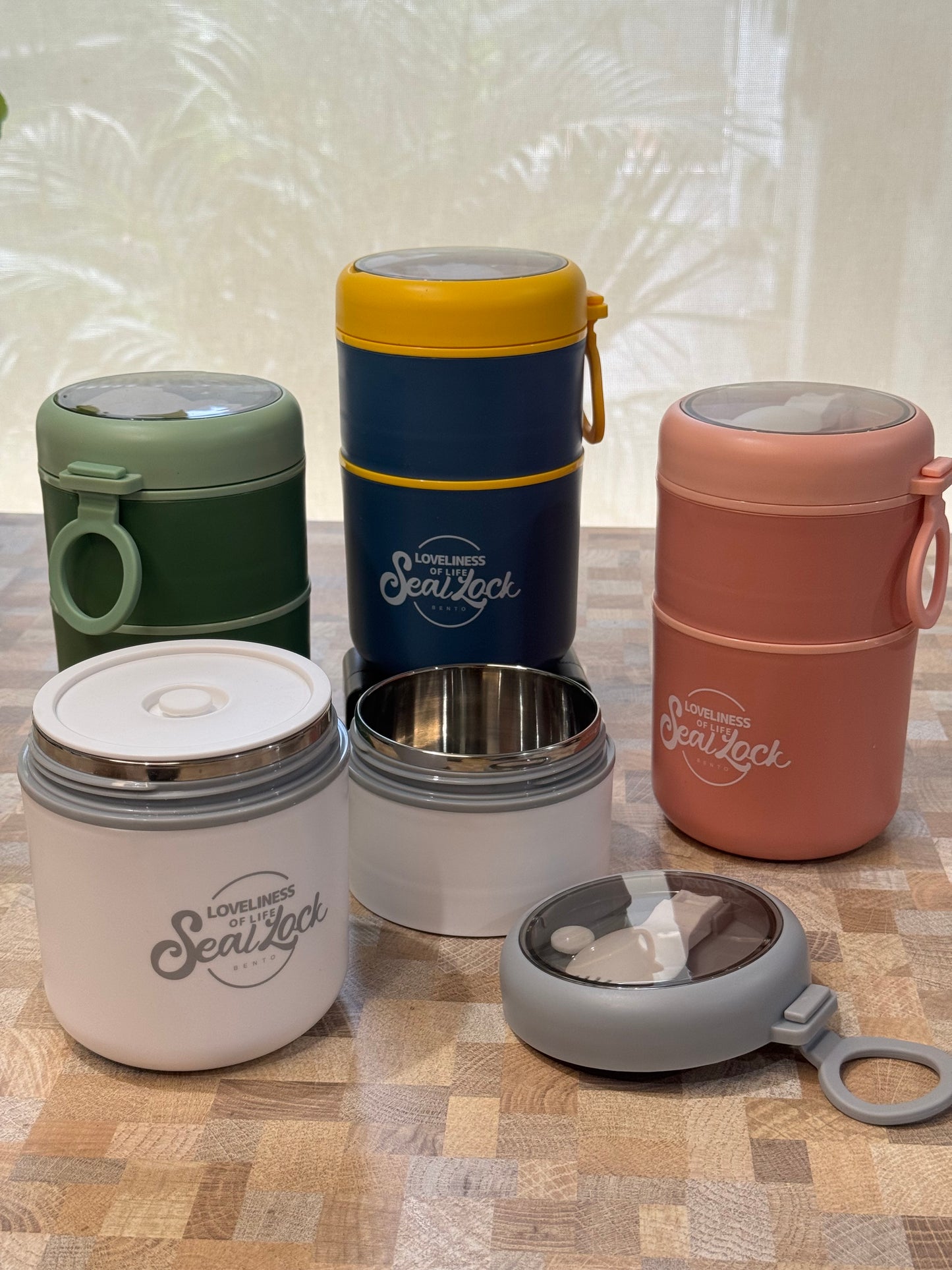 Double Pod Lunch Box