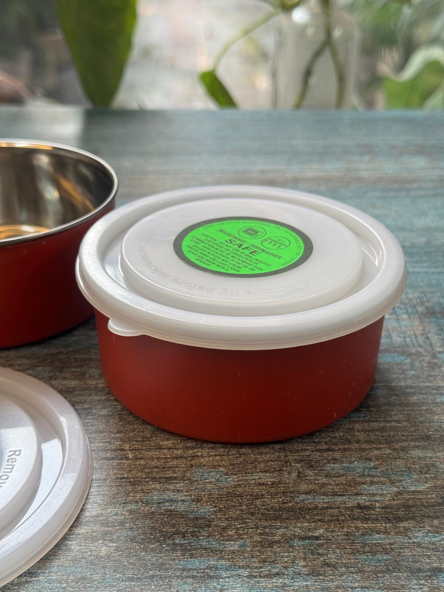 MicroHeat Bento Bowl – Microwave-Safe Stainless Steel Lunch Container