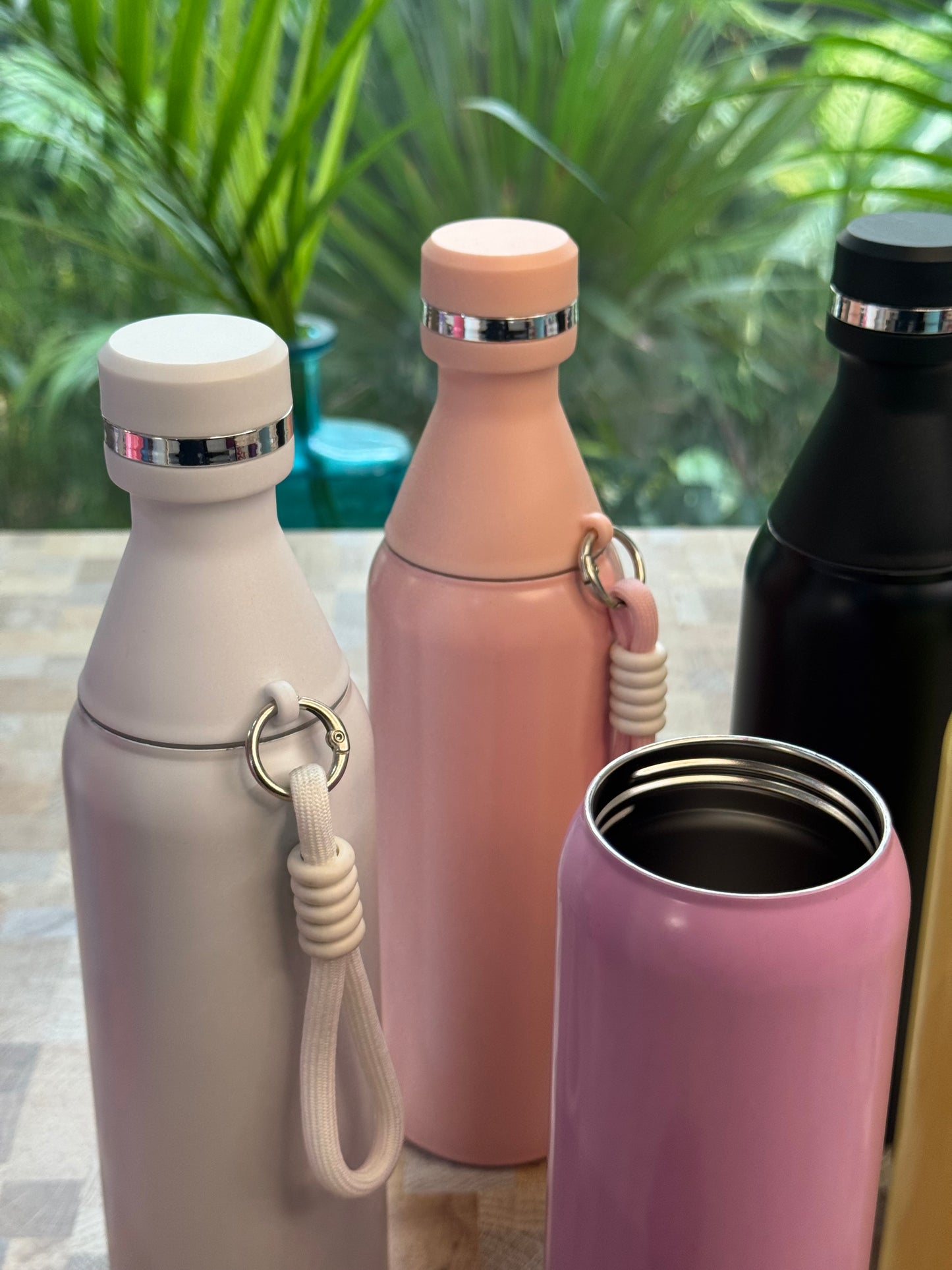 Smart Flip Sip & Flow Insulated Bottle
