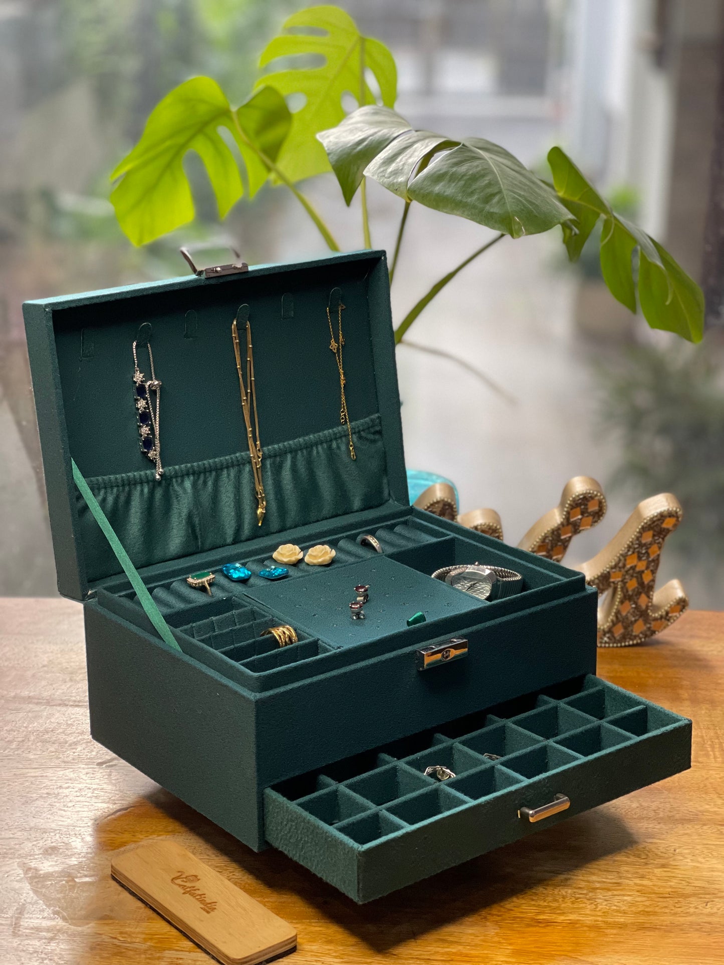 Lady Love Jewellery Box (With Lock System)