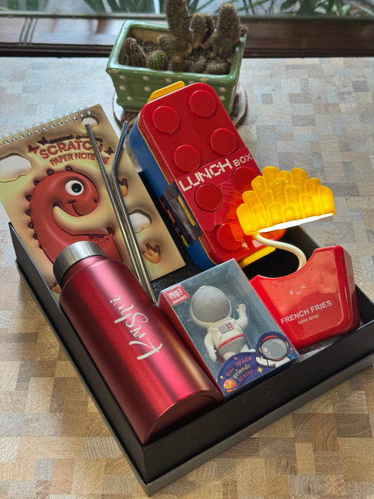 Mini Universe Adventure Hamper – LEGO Lunch Box, Fries Lamp, Bottle & Astronaut Toy Gift Set