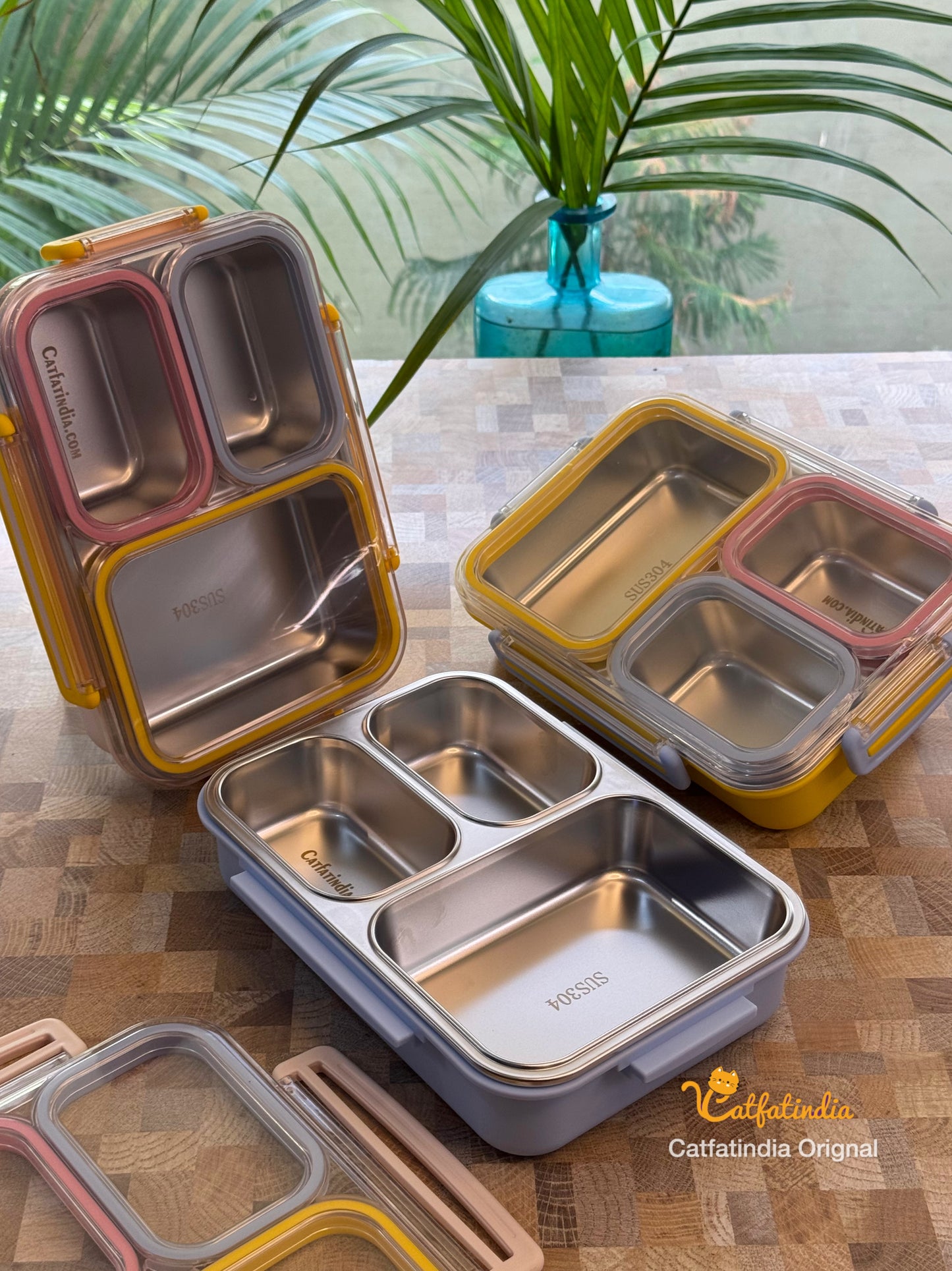 Cloudy Lunch Box (3 Compartments)