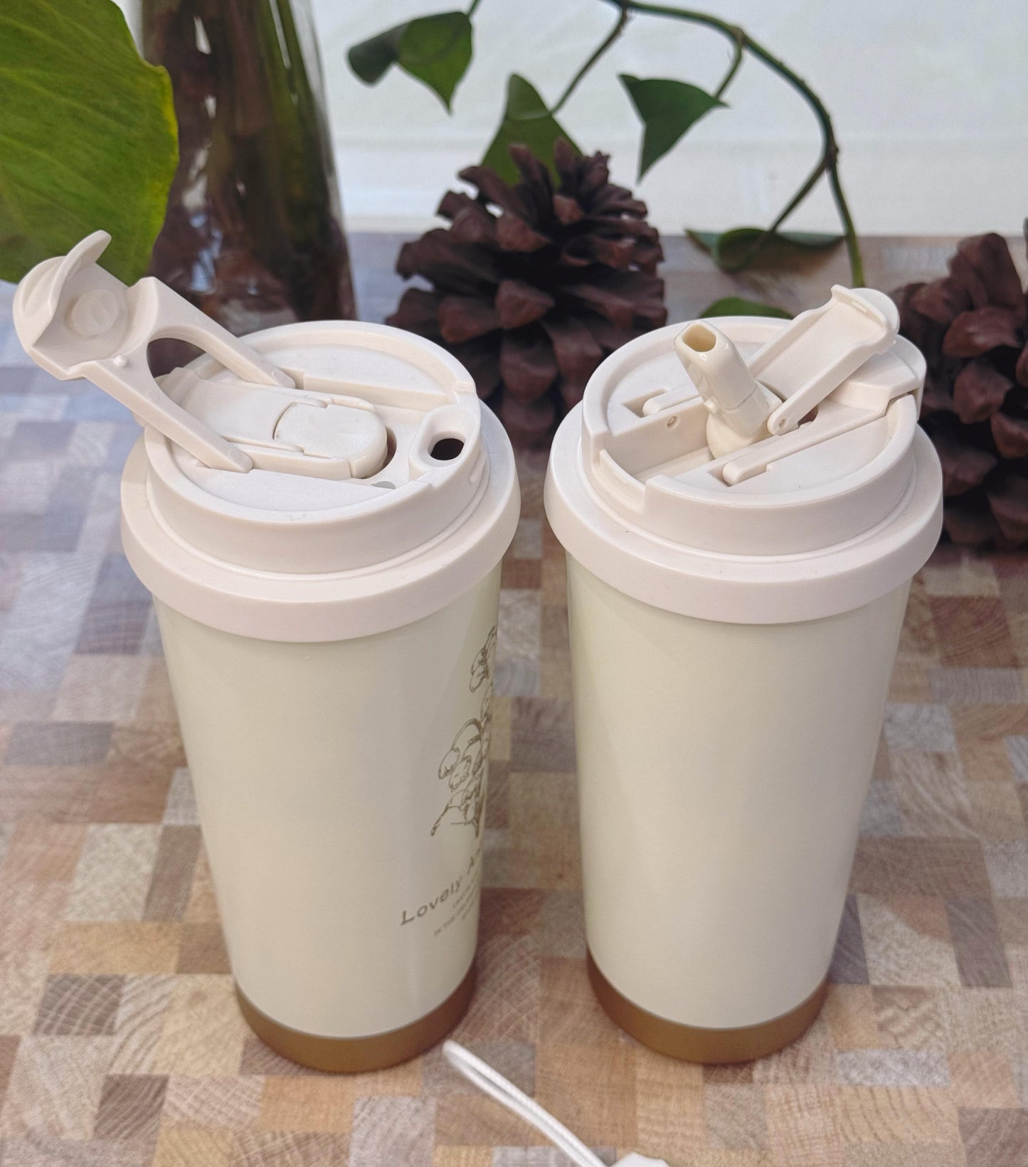 Golden Lily Floral Travel Flask – 380ml Premium Vacuum Coffee Mug with Coffee Charm Tag