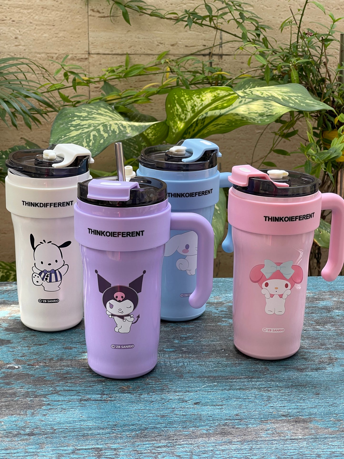 Hello Kitty Adventure Tumbler (750ML)