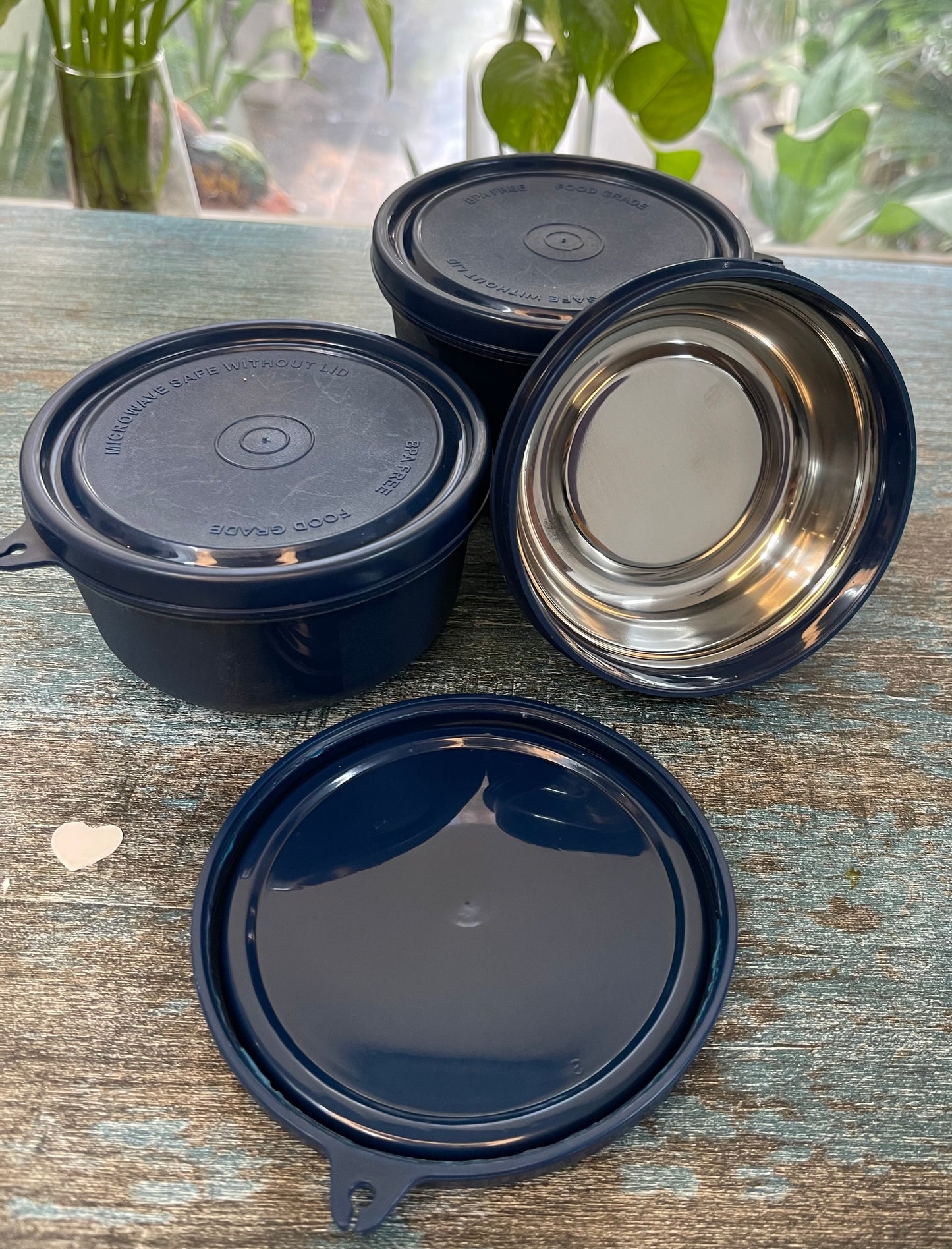 Round Steel Food Containers – Microwave Safe & Leakproof (Set of 3)