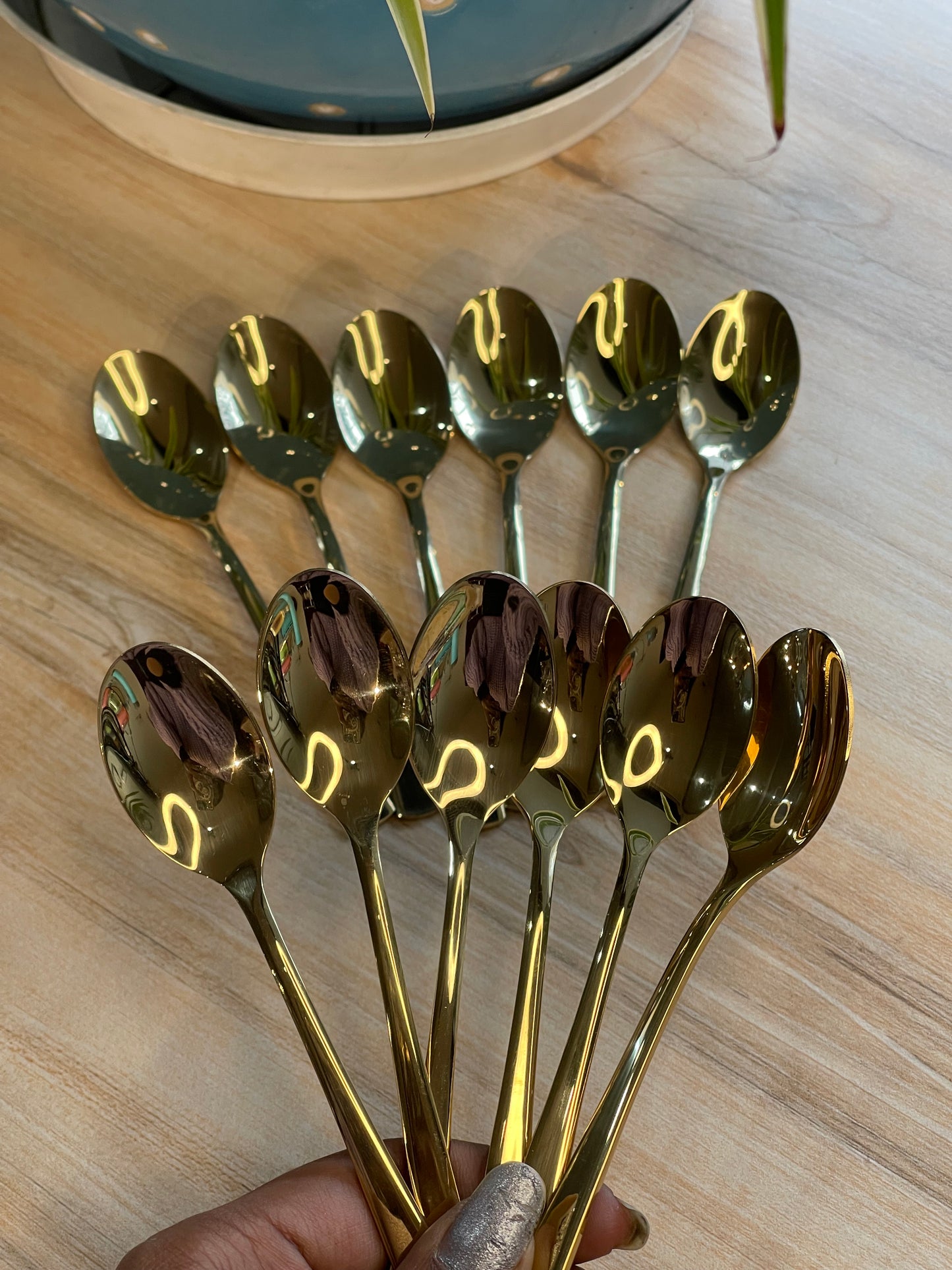 GOLDEN COLOR SPOON (SET of 6)