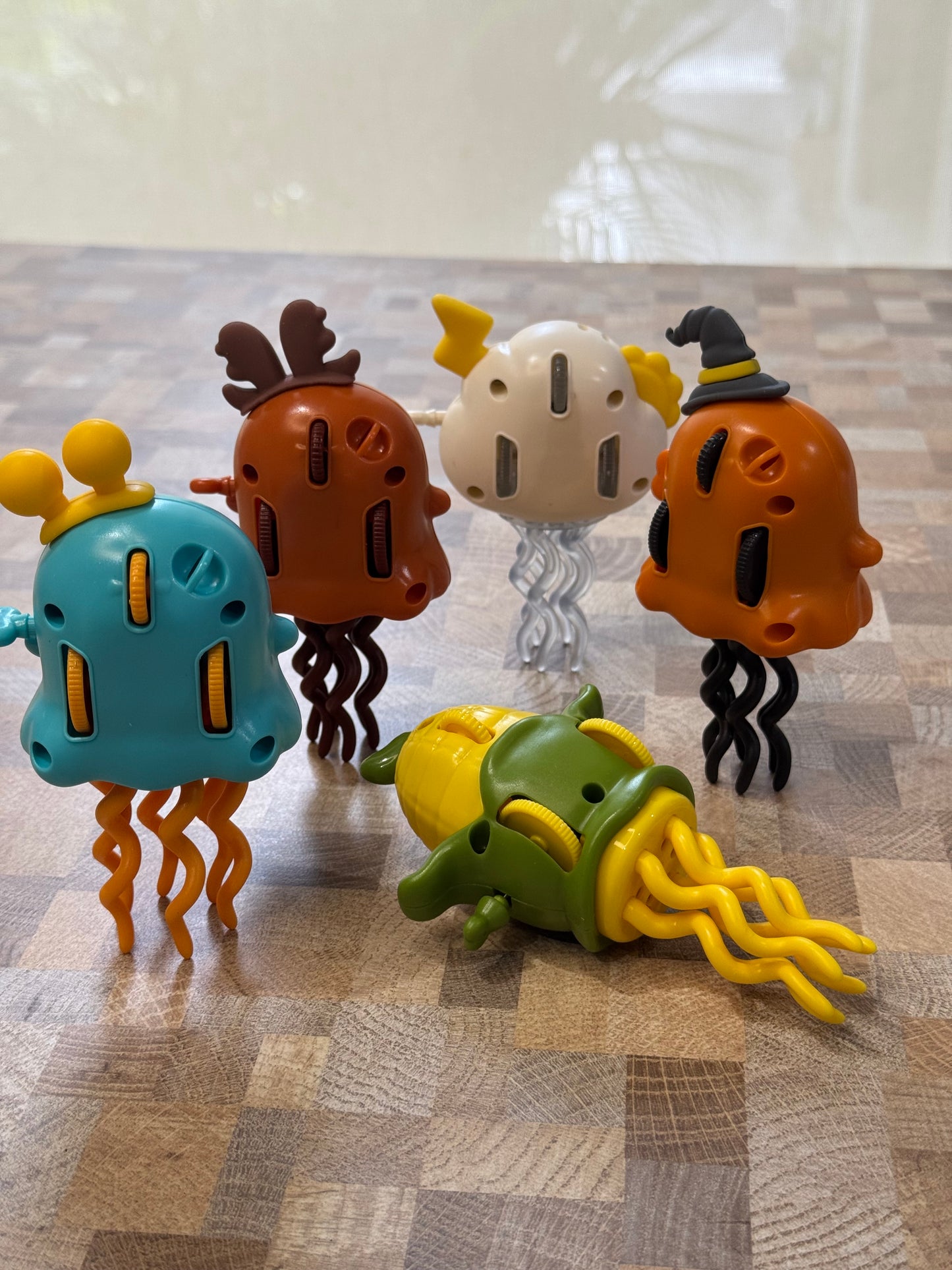 Happy Ghost Octos’s Toys