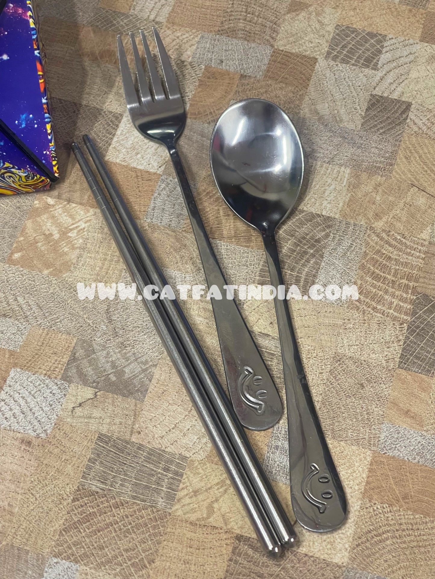 Stainless steel cutlery set