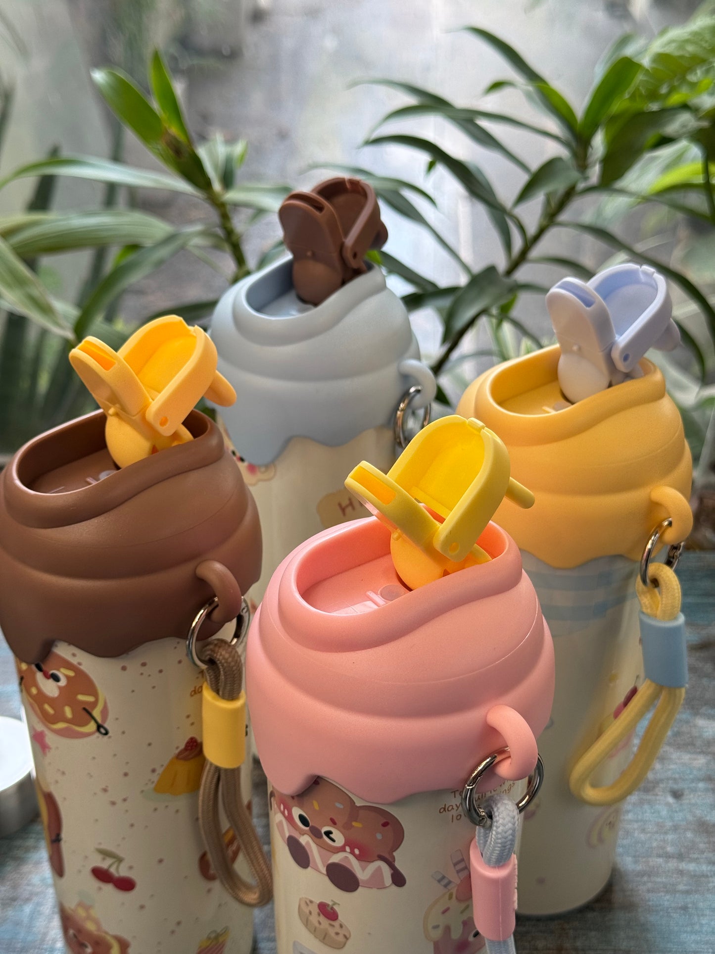 Ice-Cream Stainless Steel Bottle (600ML)