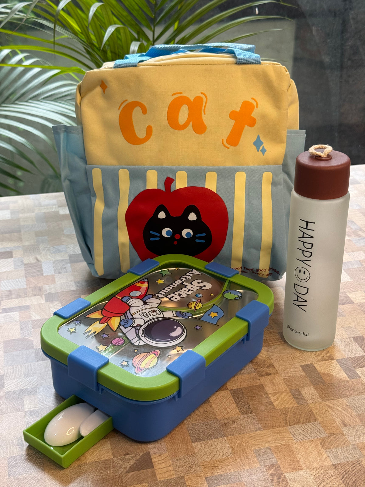 Bento Joy Pro Lunch Box – (Free Lunch Bag & Bottle)