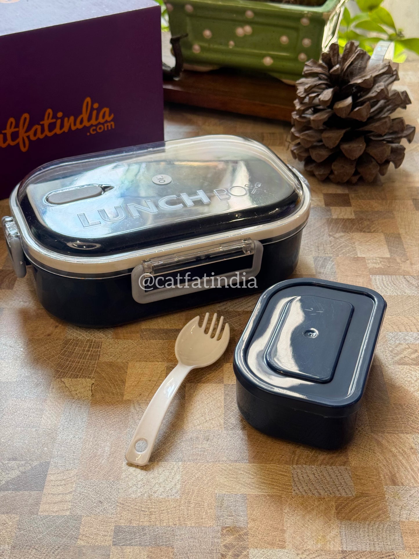 The Classic lunchbox