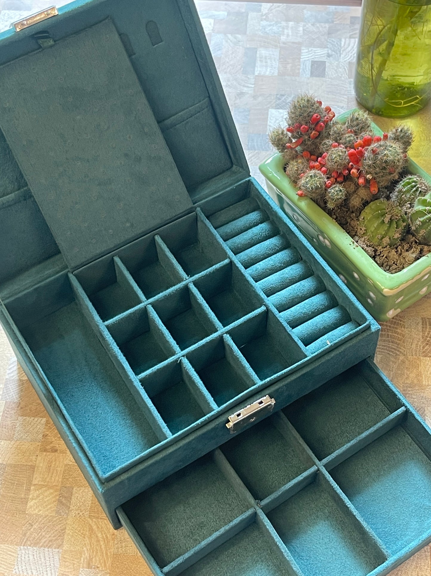 Lady Love Jewellery Box (With Lock System)