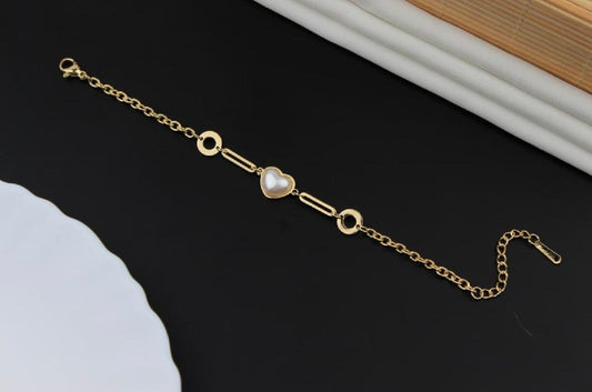 Pearl Heart Bracelet